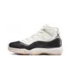 a Air Jordan 11 Neapolitan AR0715-101