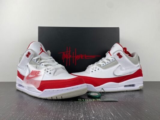 Air Jordan 3 Retro Tinker “University Red”