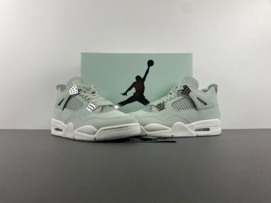 Air Jordan 4 Retro 'Seafoam Sail' HV0823-003