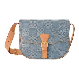 LOUIS VUITTON Montsouris Messenger N40743