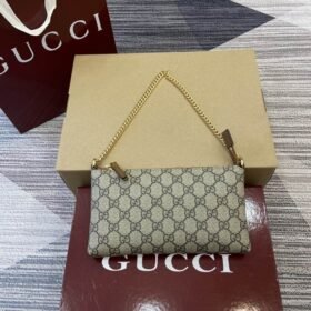 GUCCI Gold Chain Shoulder Bag Crossbody Handbag