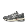 New Balance  Retro Grey M1906DA