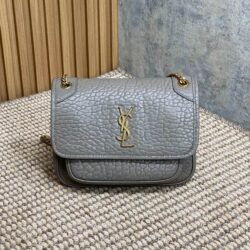 YSL SAINT LAURENT Niki Chain Strap Bag cowhide