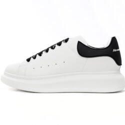 Alexander McQueen Sneaker Men's Women's shoes Black