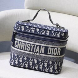 DIOR Travel Embroidery Makeup Bag, Toiletry Bag, Travel Storage Bag 4 color