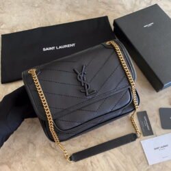 YSL SAINT LAURENT Niki Chain Strap Bag Cowhide shoulder bag