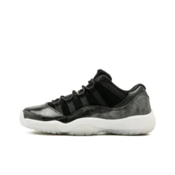 Air Jordan 11 Retro Low 'Barons'  528895-010